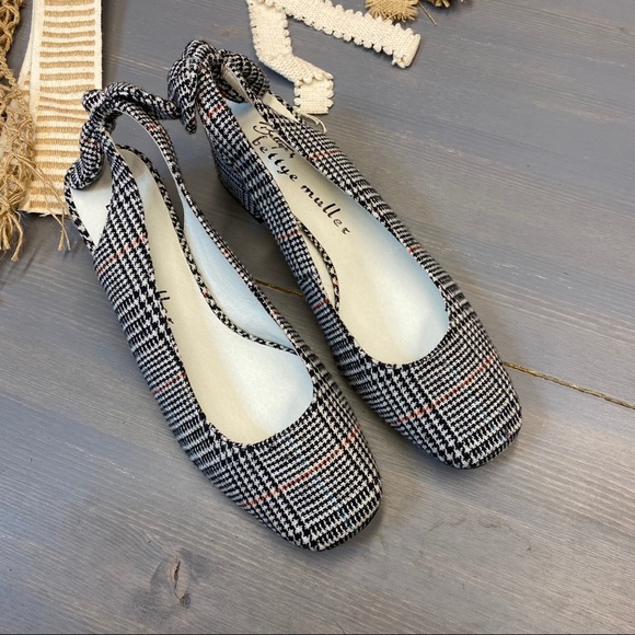 Bettye Mueller Slingback Pump - Picture 2 of 5